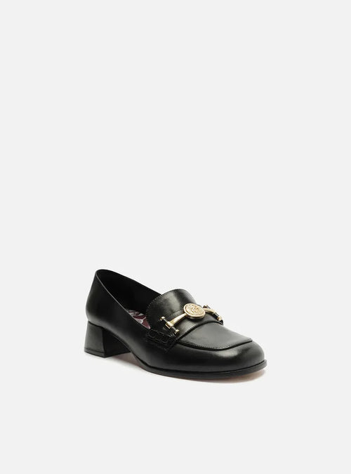 Loafer שחור מעור במבט צד